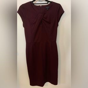 Banana Republic Keyhole Front Pencil Dress Size 2